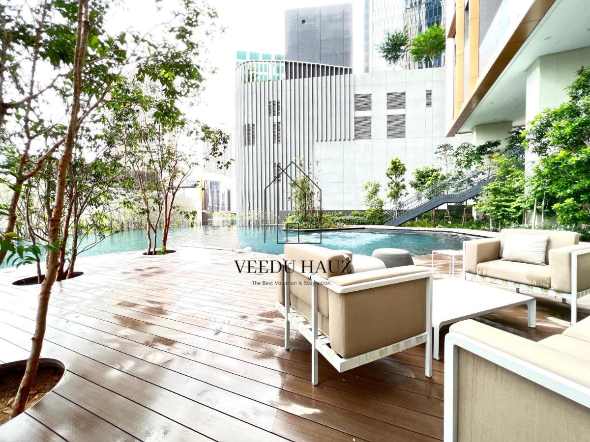 Lucentia Residences Bbcc At Lalaport Kuala Lumpur By Veedu Hauz Exteriör bild